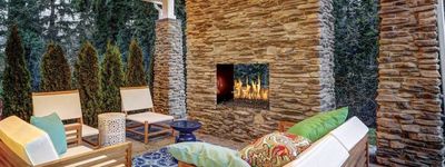 Fire Garden: 4024 See-Thru Outdoor Gas Fireplace — primary view