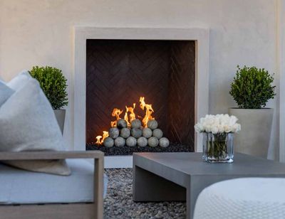 Grand Canyon: H-Style Indoor Glass Burner - NG - 72in — primary view