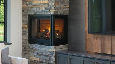 Hearth & Home Technologies: Corner Fireplace — primary view
