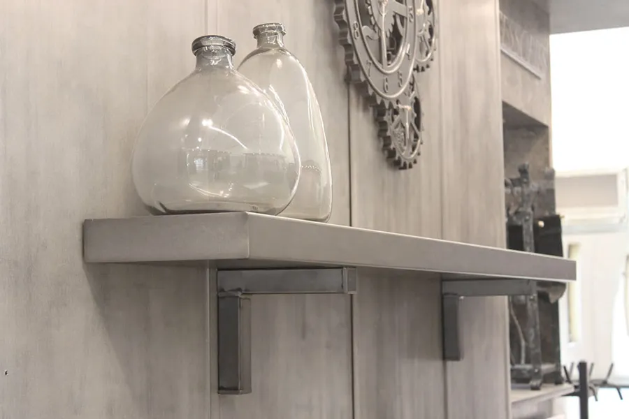 Stoll Floating Shelf — Industrial Black